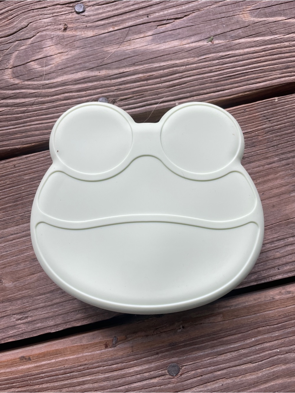 Frog-Shaped Silicone dog treat pouch  in Pale Green